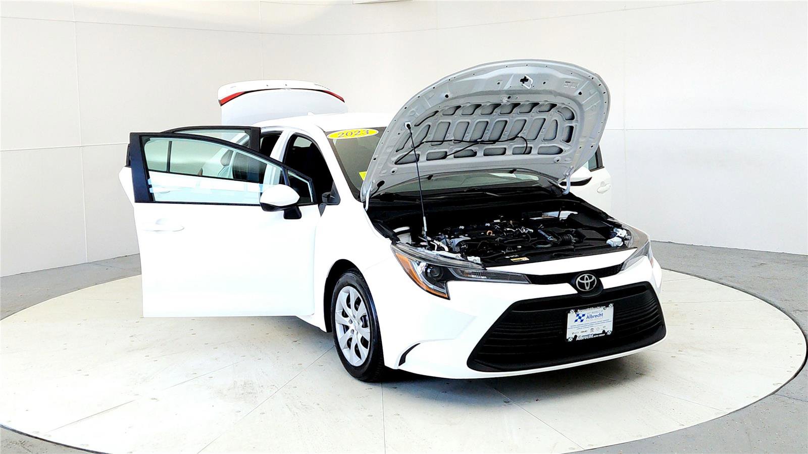 Certified 2023 Toyota Corolla LE image 9