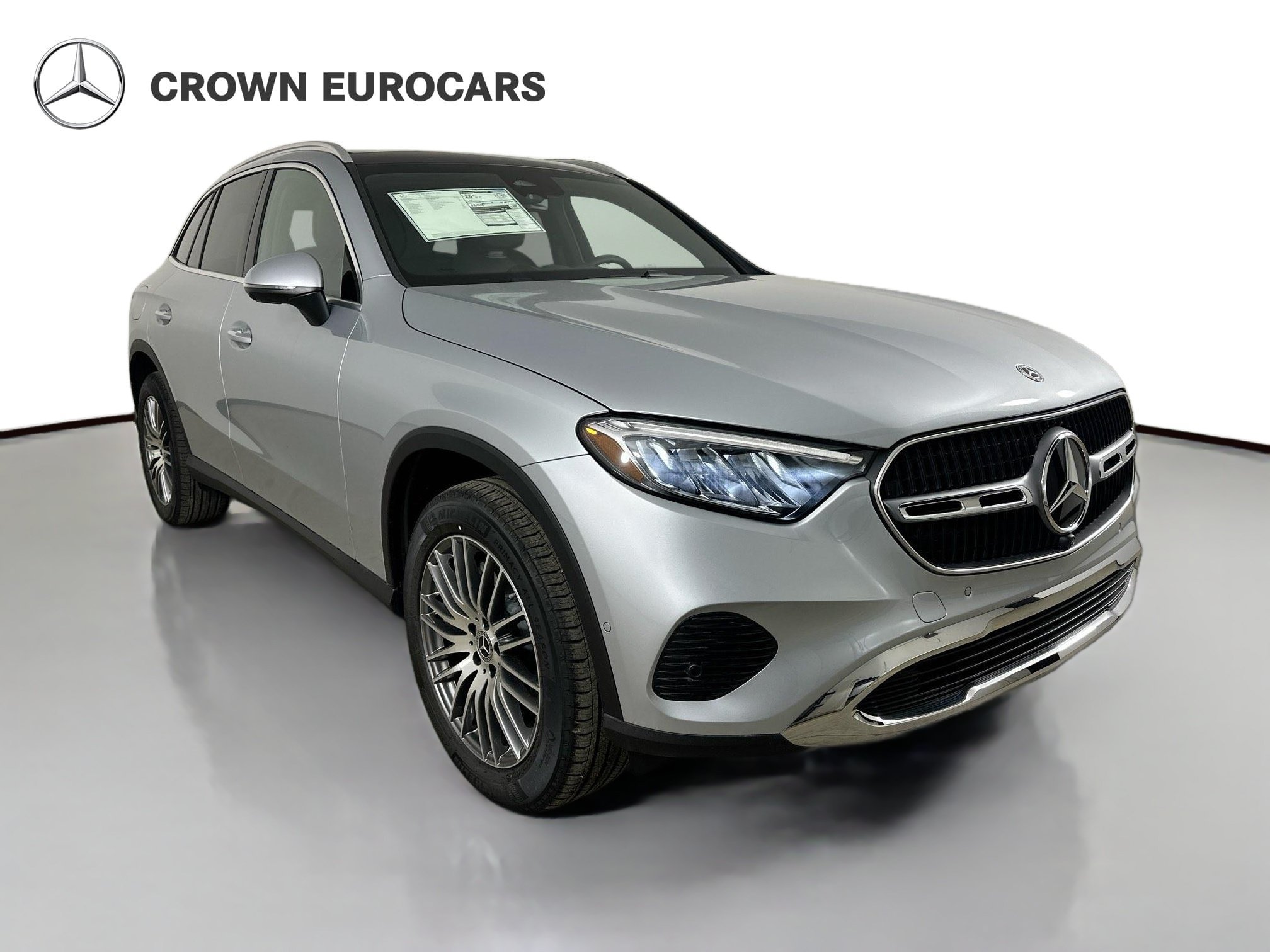 Used 2026 Mercedes-Benz GLC 300 4MATIC image 3
