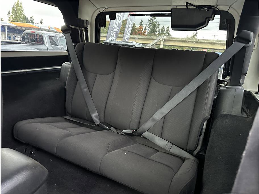 Used 2015 Jeep Wrangler Sport w/ Connectivity Group image 23