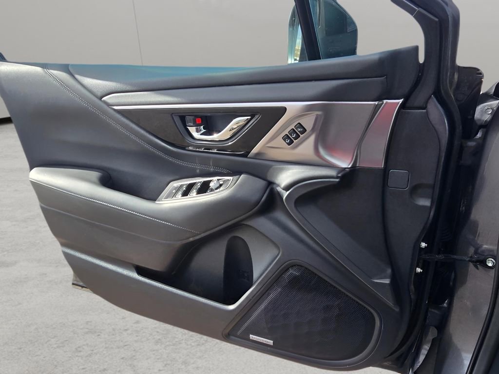 Used 2023 Subaru Outback Limited image 22