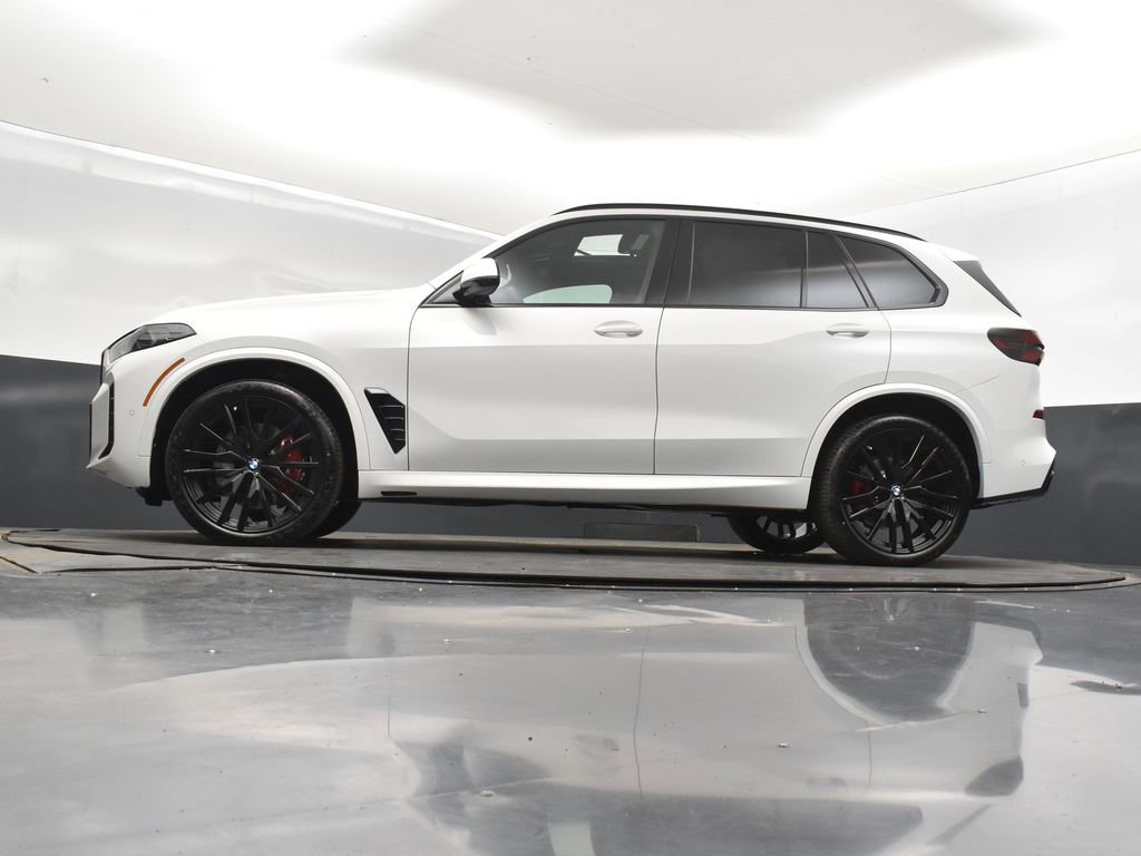 New 2026 BMW X5 sDrive40i w/ M Sport Package image 39