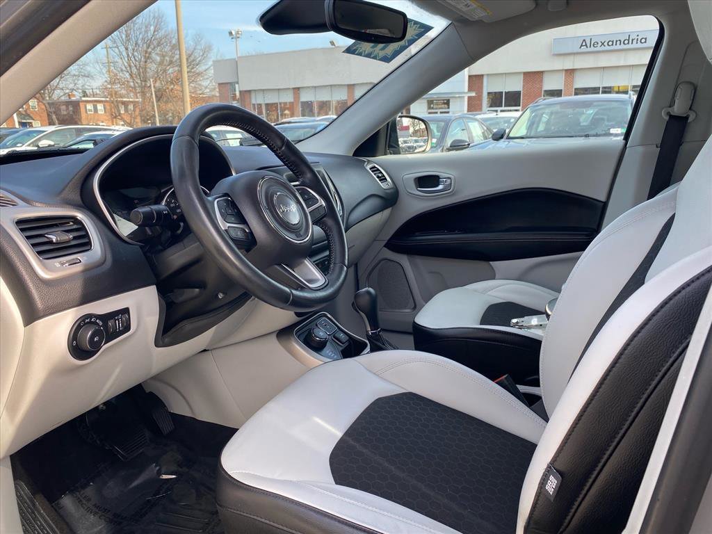 Used 2017 Jeep Compass Latitude w/ Popular Equipment Group image 13