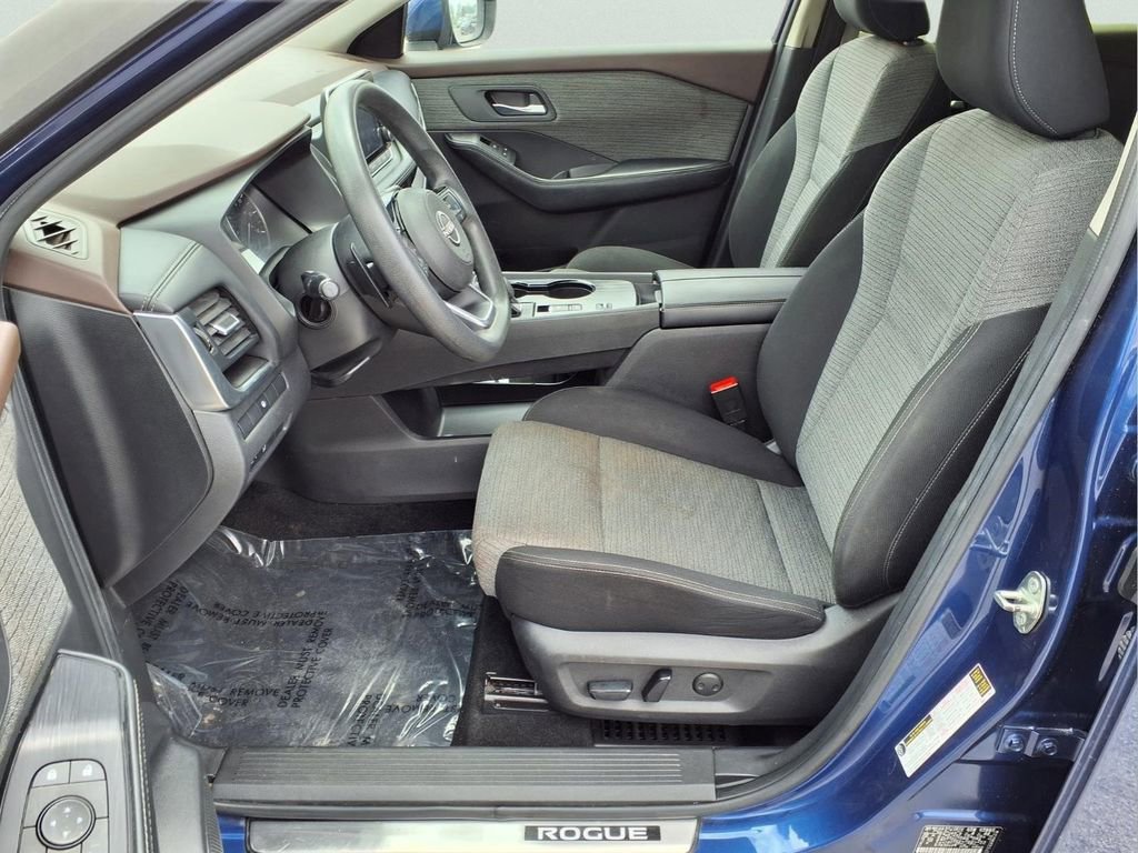 Used 2023 Nissan Rogue SV FWD image 20
