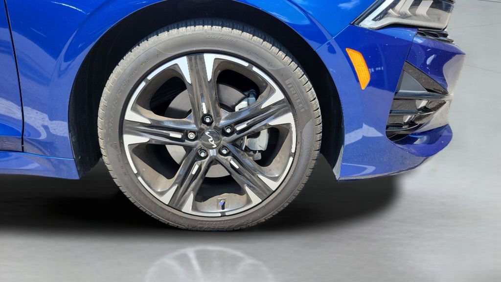 Used 2024 Kia K5 GT-Line w/ GT-Line Premium Package FWD image 9