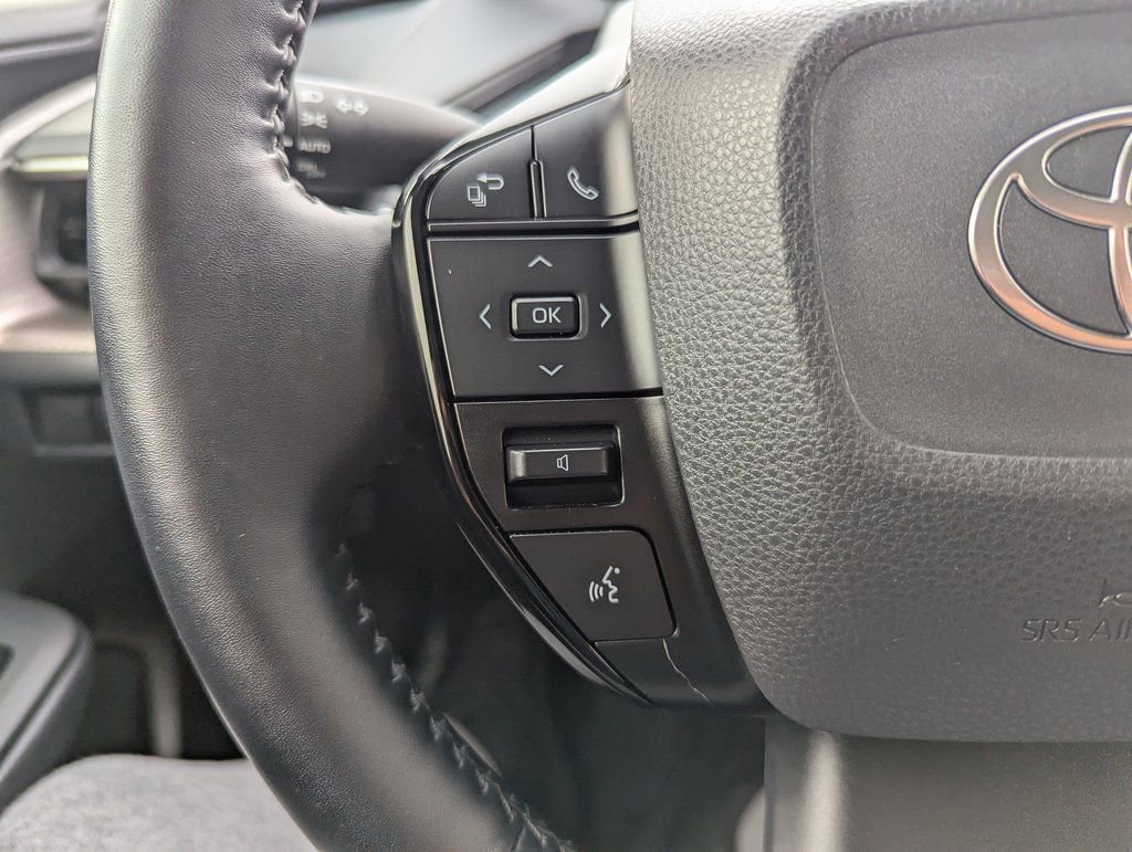 Used 2024 Toyota Prius XLE image 25