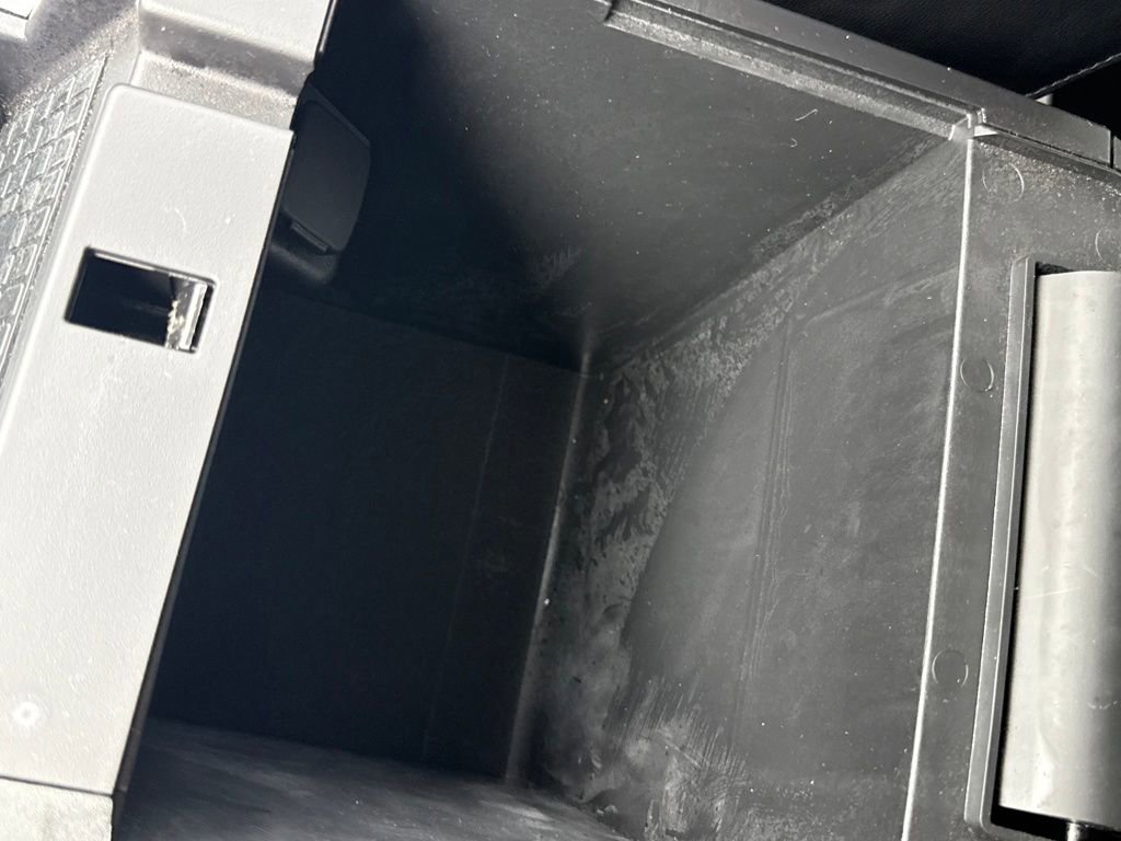 Used 2023 Ford Explorer Limited w/ Limited Technology Package image 40