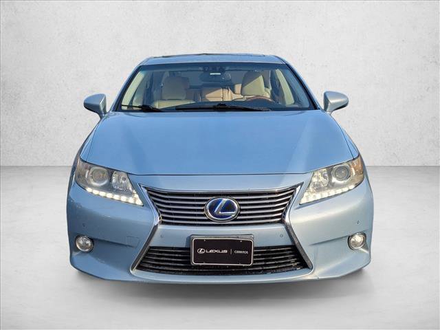 Used 2013 Lexus ES 300h image 2