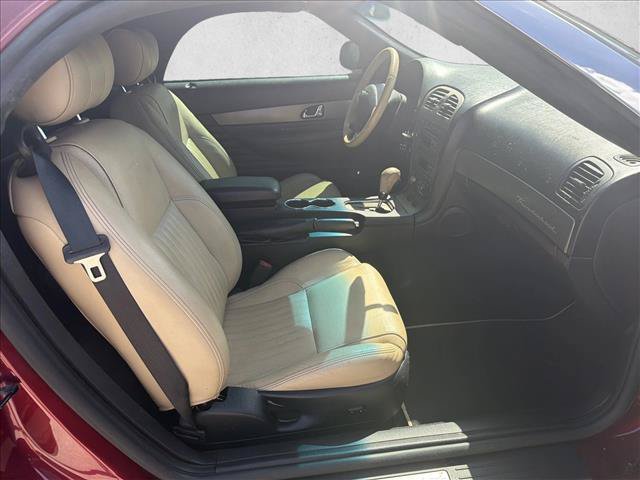 Used 2004 Ford Thunderbird RWD image 2