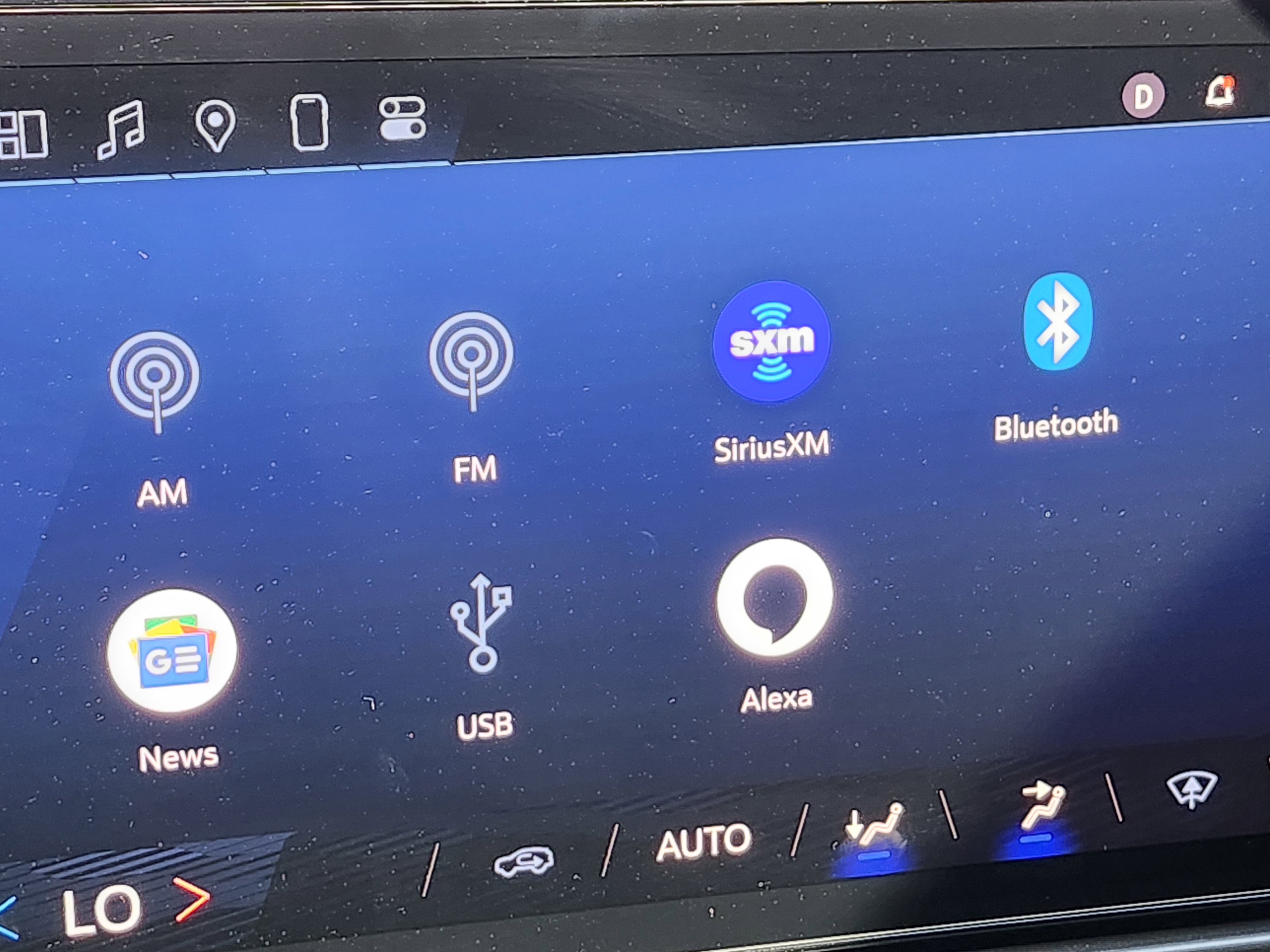 Used 2025 Chevrolet Equinox EV LT image 24