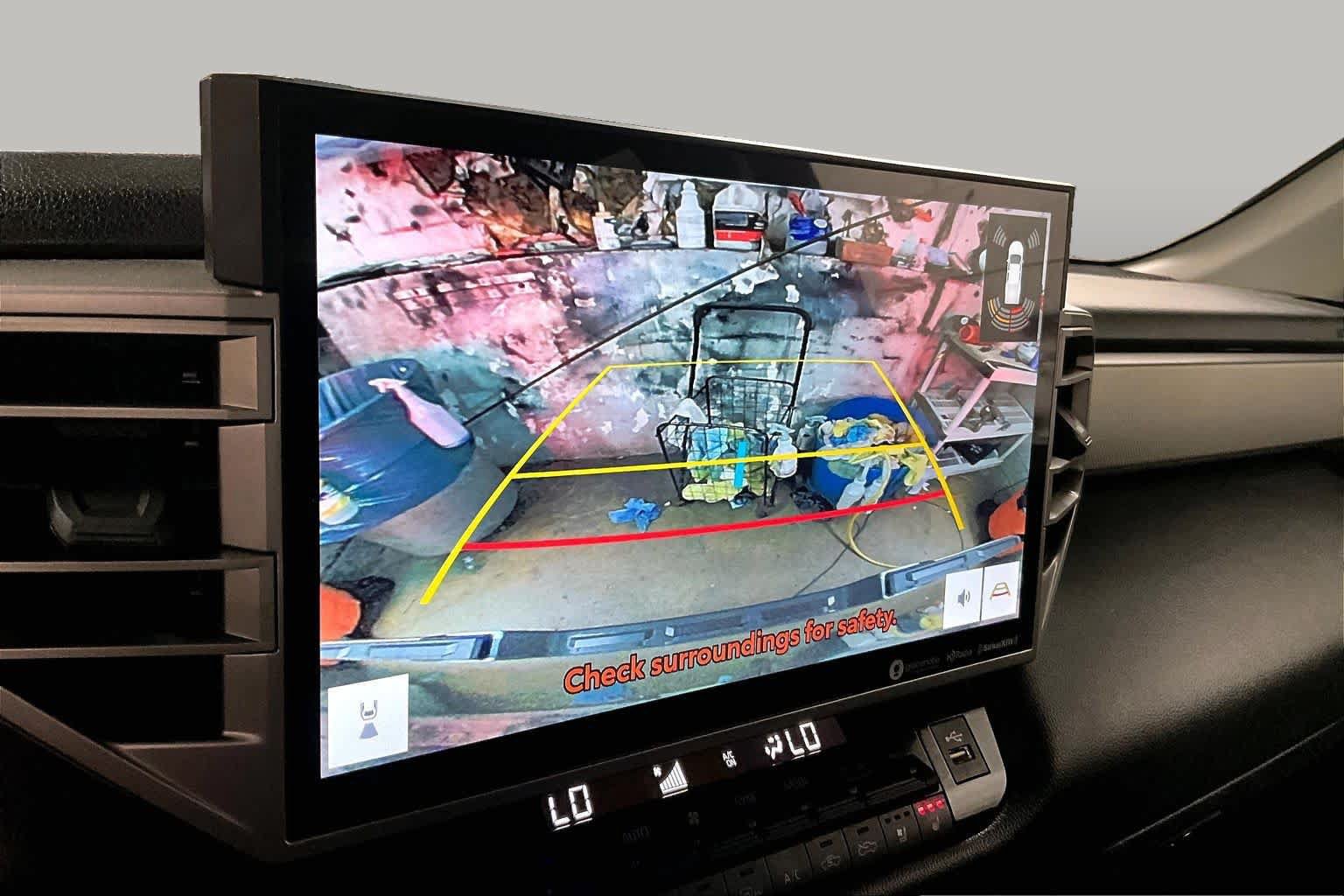 Used 2023 Toyota Tundra Limited w/ Power Package AWD/4WD image 28