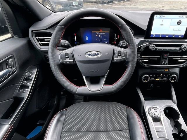 Used 2023 Ford Escape ST-Line image 5