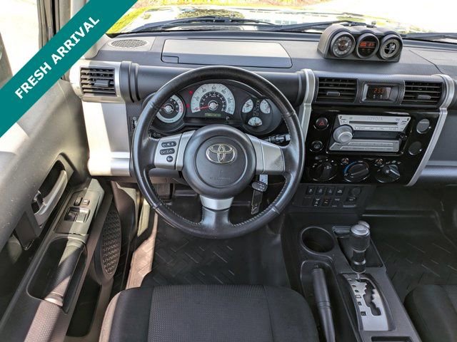 Used 2010 Toyota FJ Cruiser 4WD image 16