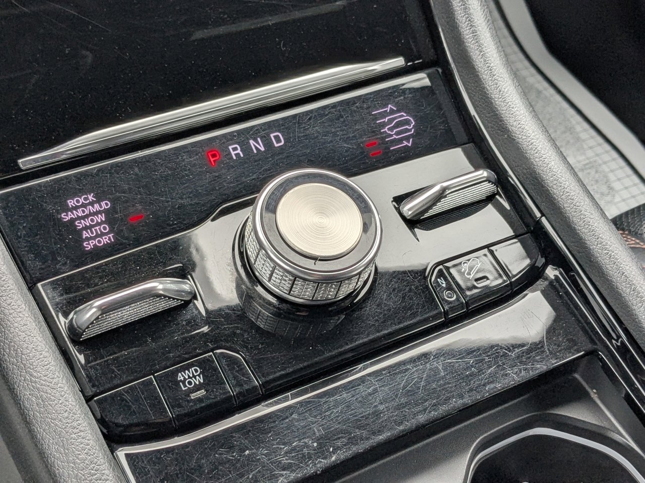 Used 2021 Jeep Grand Cherokee L Summit w/ Advanced Protech Group IV image 23