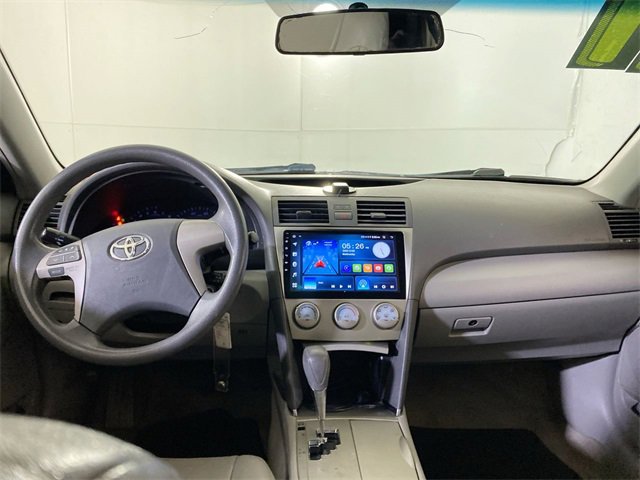 Used 2011 Toyota Camry LE image 10