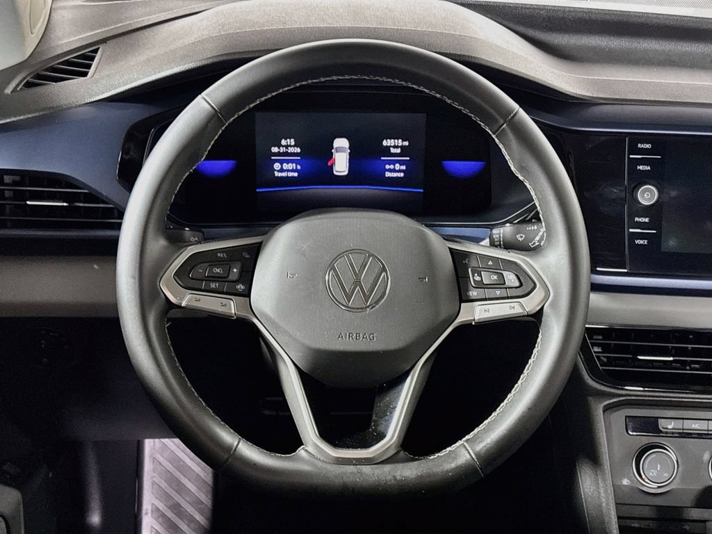 Certified 2022 Volkswagen Taos SE AWD/4WD image 14