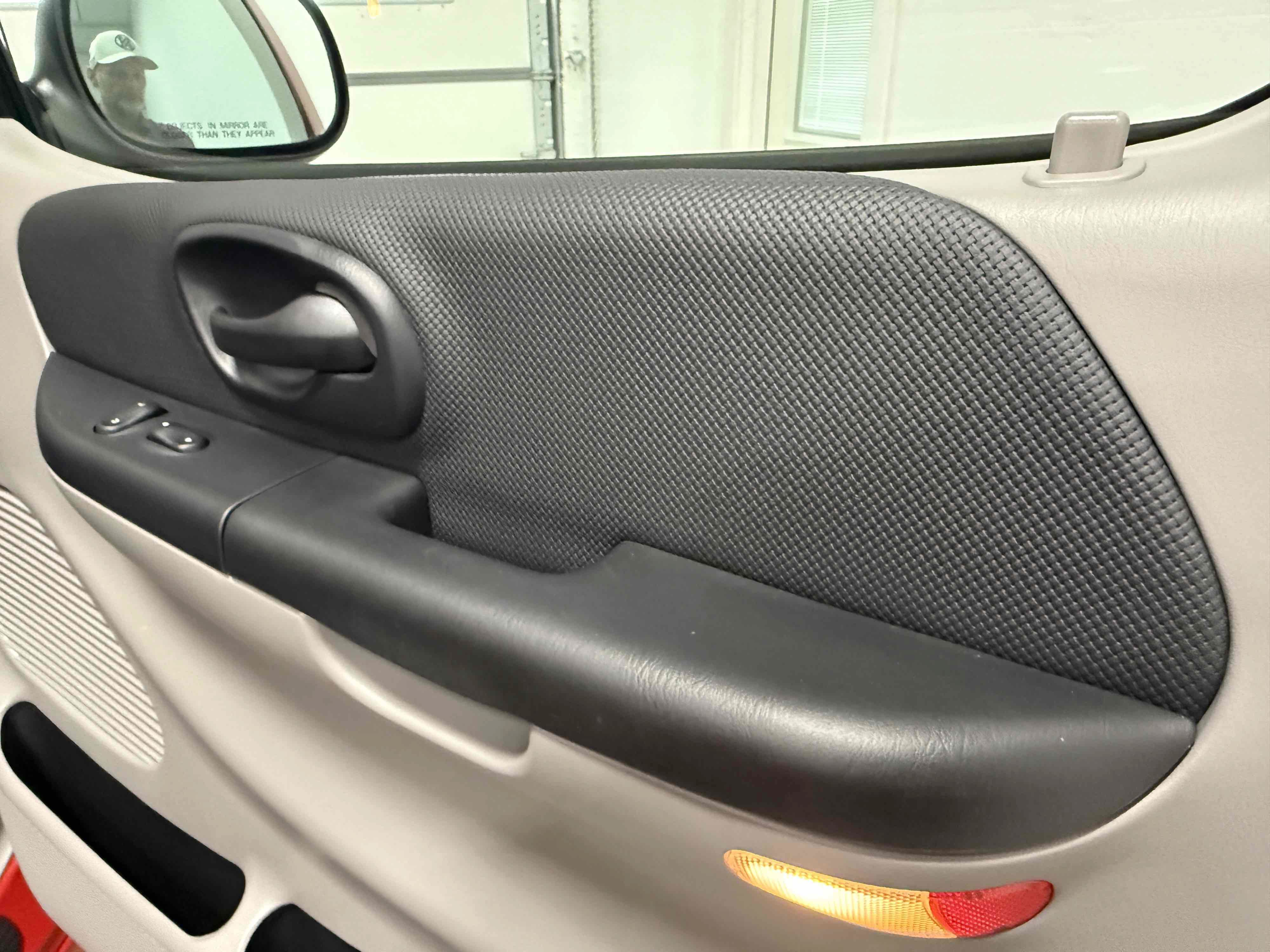 Used 2001 Ford F150 Lightning RWD image 70