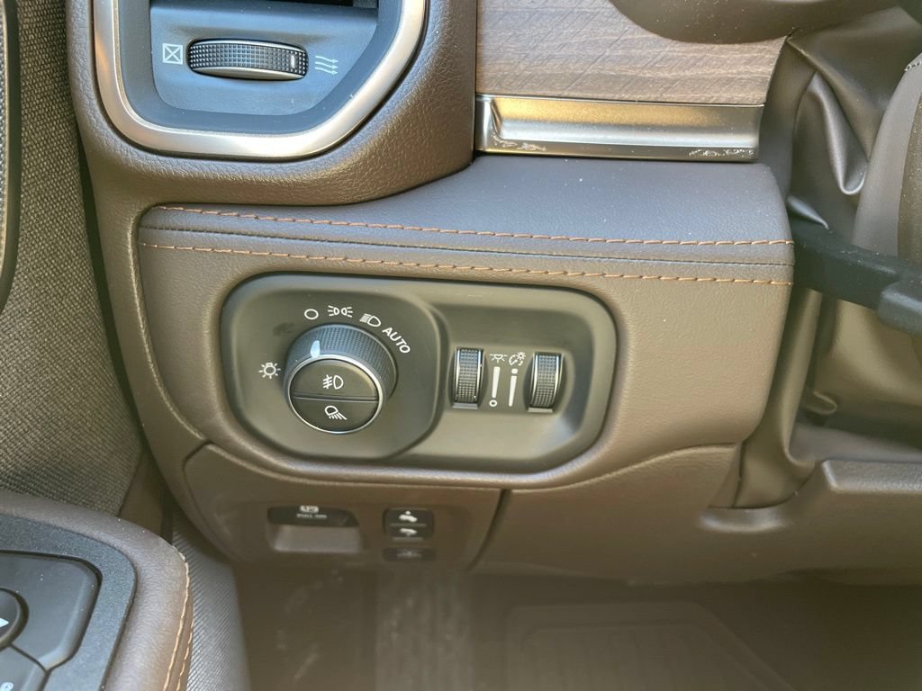 New 2026 RAM 1500 Limited AWD/4WD image 23