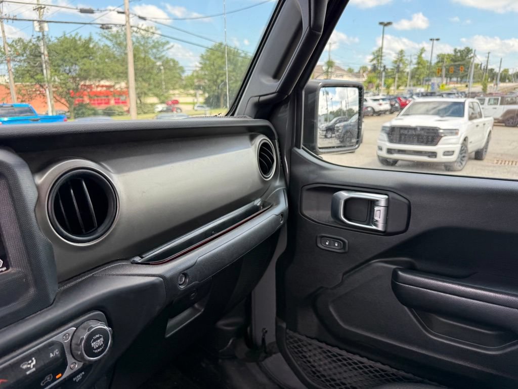 Used 2021 Jeep Gladiator Sport AWD/4WD image 21