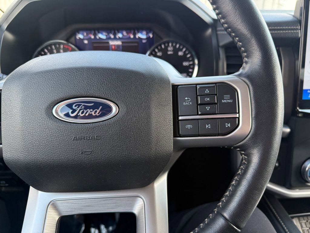 Used 2023 Ford Expedition Max XLT image 26