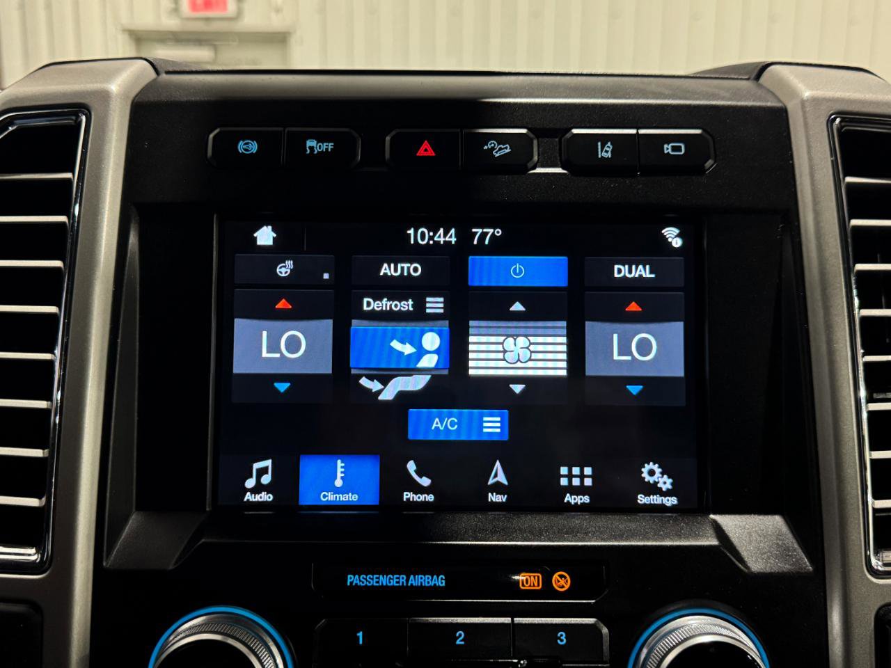 Used 2017 Ford F350 King Ranch w/ King Ranch Ultimate Package AWD/4WD image 39