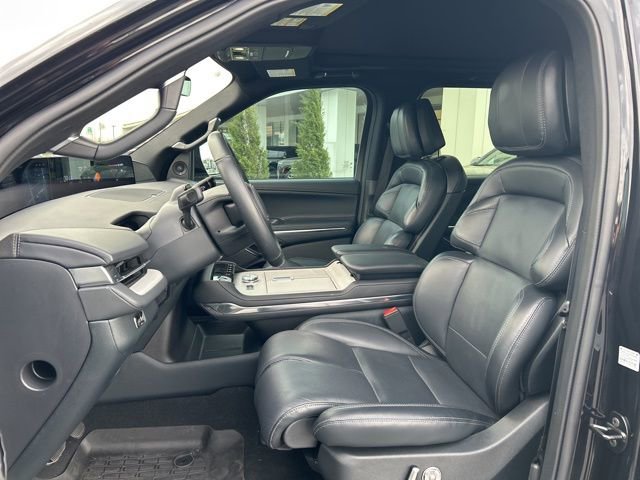 Used 2025 Lincoln Navigator Reserve w/ Jet Appearance Package AWD/4WD image 20