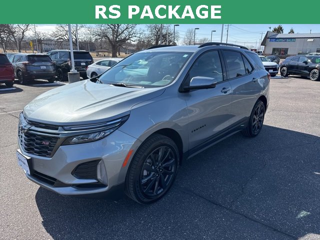 Certified 2023 Chevrolet Equinox RS image 3