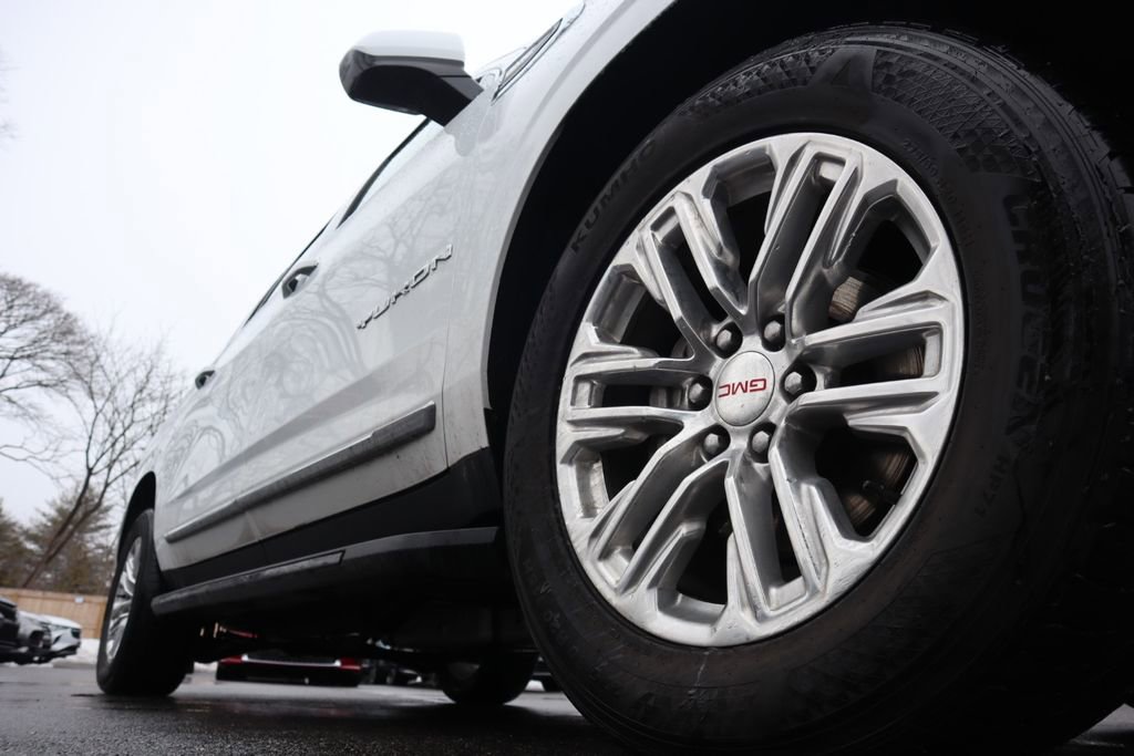 Used 2024 GMC Yukon XL SLT image 7