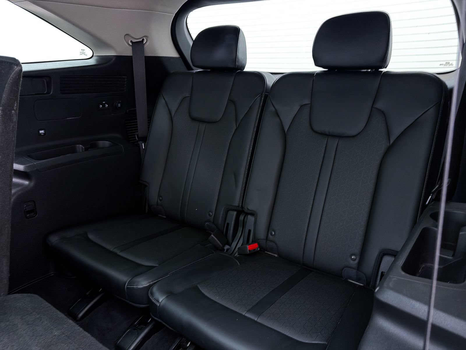 Used 2021 Kia Sorento S w/ Panoramic Sunroof Package FWD image 34