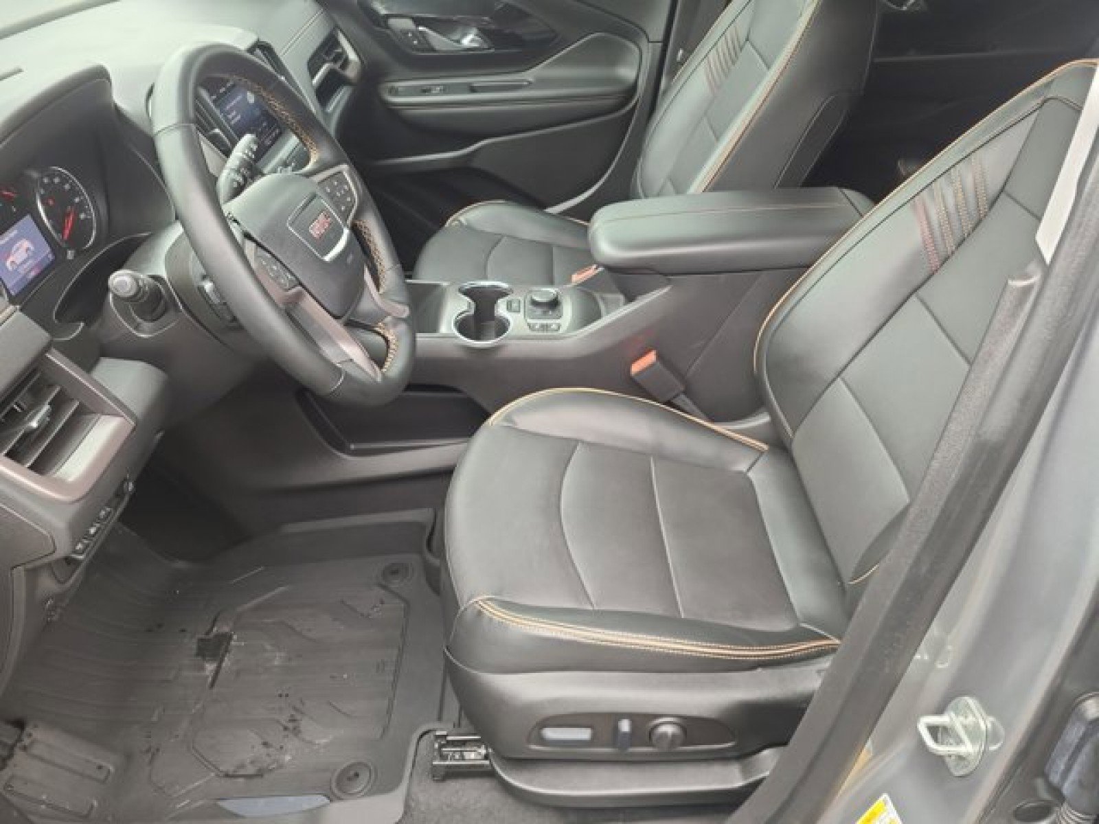 Used 2023 GMC Terrain AT4 w/ Tech Package image 11