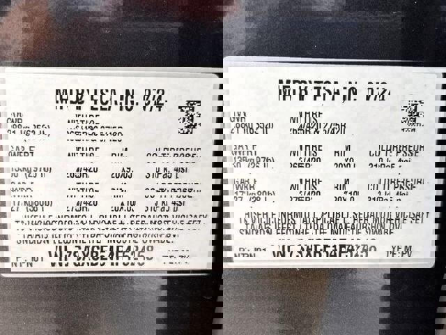 Used 2024 Tesla Model X image 35