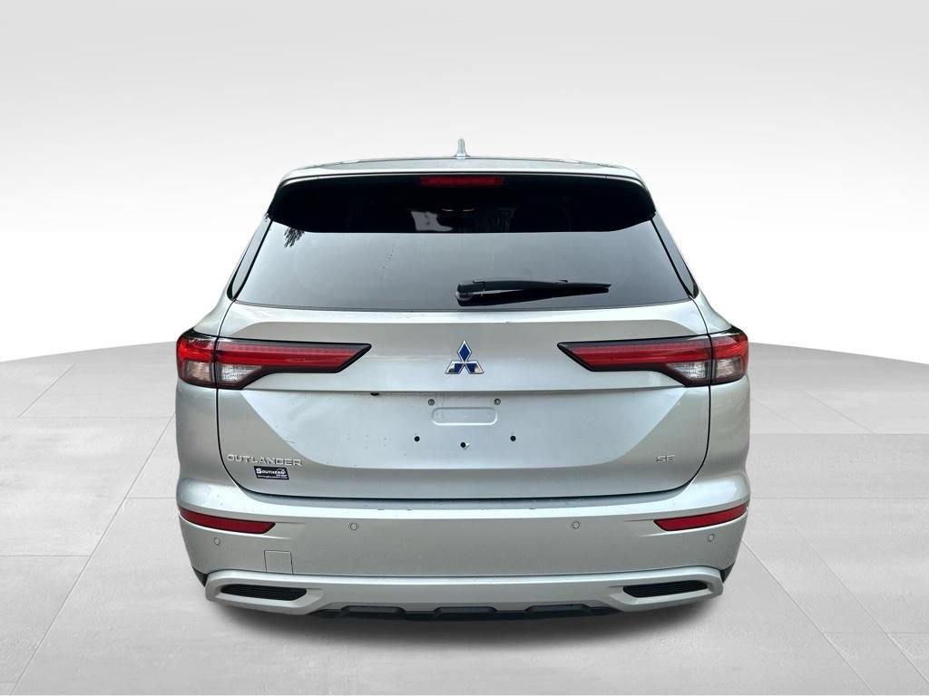 Used 2024 Mitsubishi Outlander SE FWD image 4