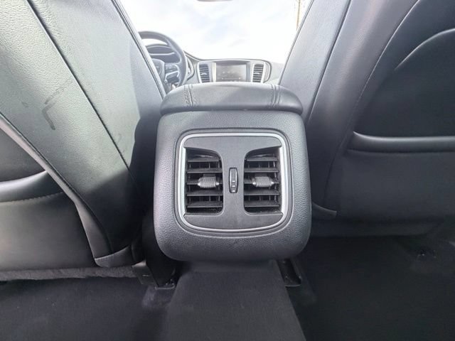 Used 2017 Chrysler 200 Limited Platinum w/ Comfort & Convenience Group FWD image 26