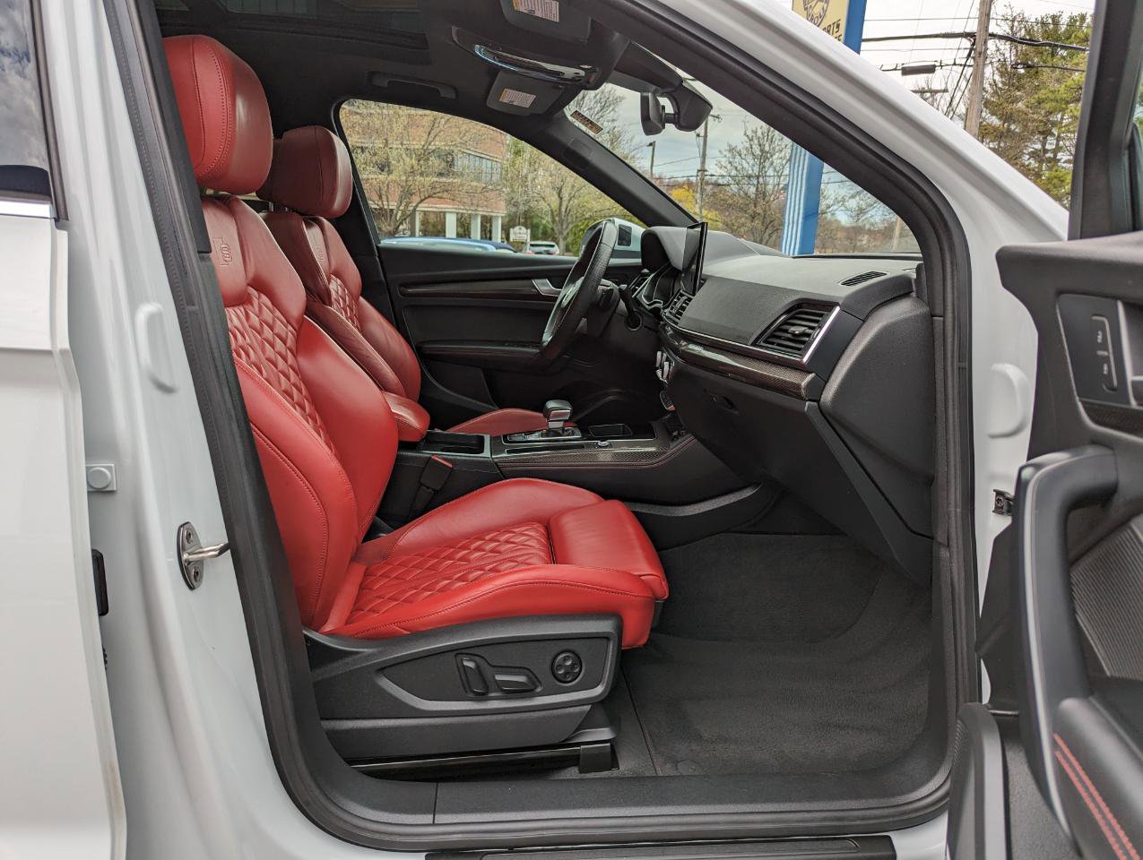 Used 2023 Audi SQ5 Premium Plus image 33