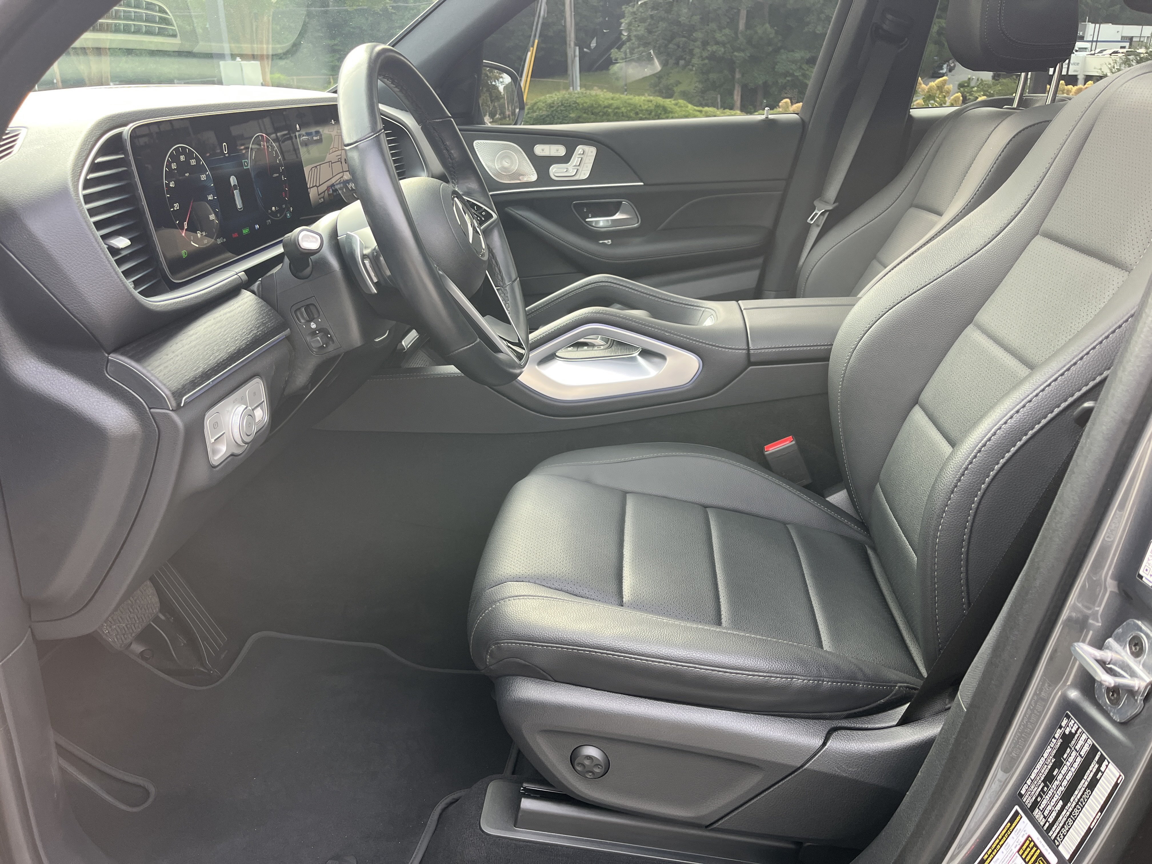 Certified 2025 Mercedes-Benz GLE 450e 4MATIC image 39