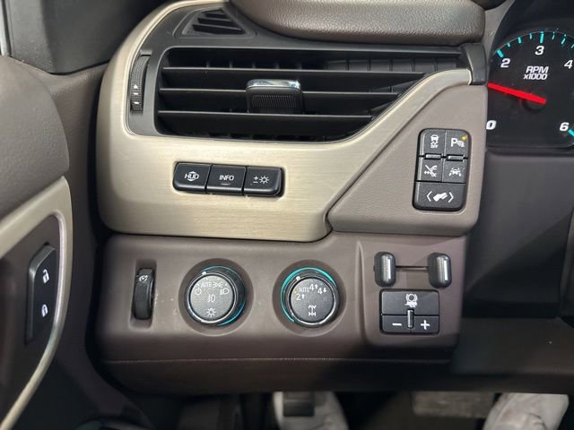 Used 2017 GMC Yukon Denali AWD/4WD image 41