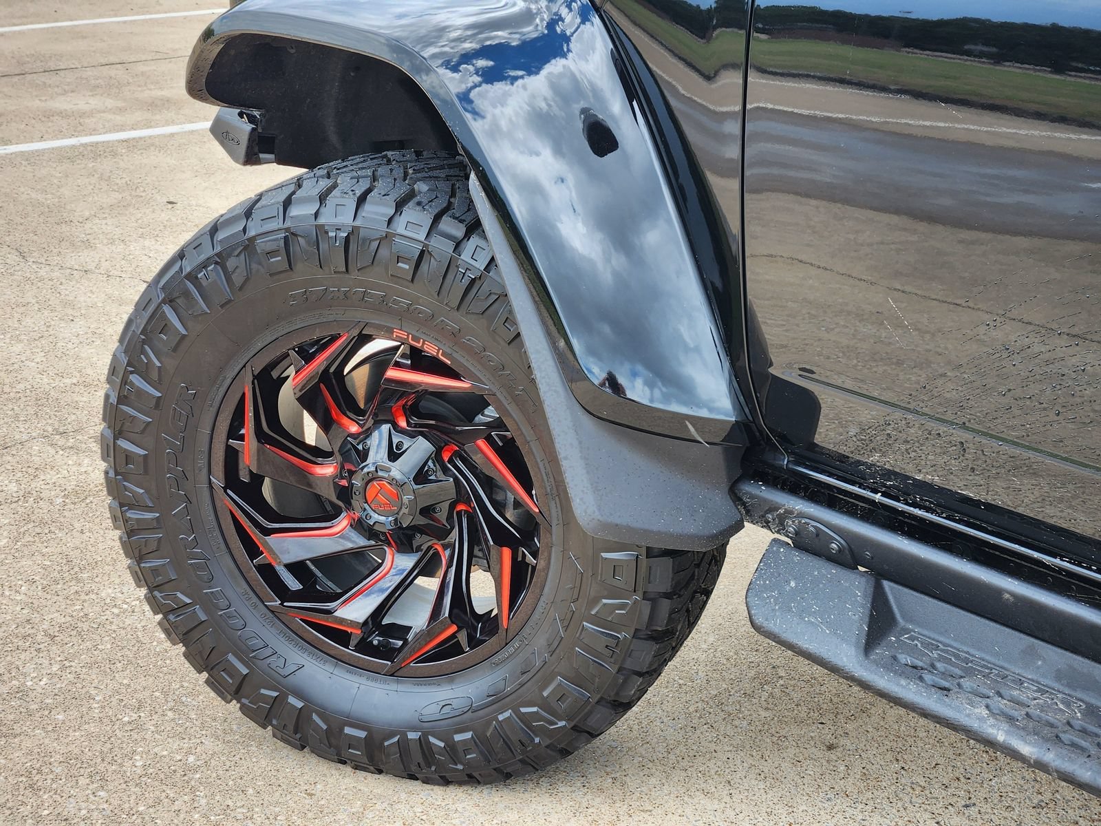Used 2024 Ford Bronco Raptor AWD/4WD image 16