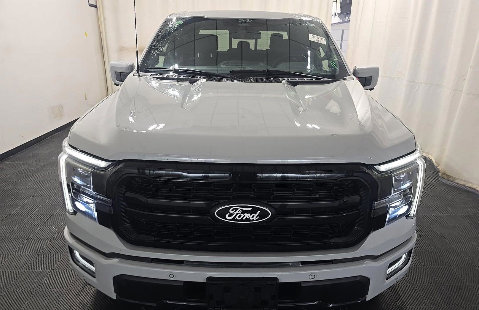 Used 2024 Ford F150 Lariat AWD/4WD image 2