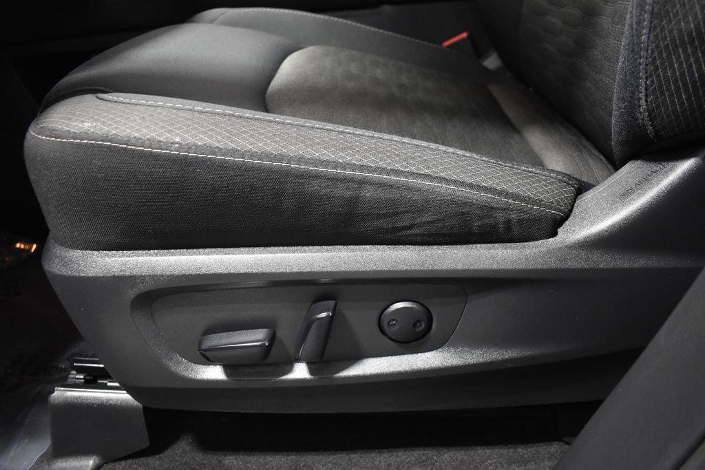 Certified 2023 Nissan Pathfinder SV image 17