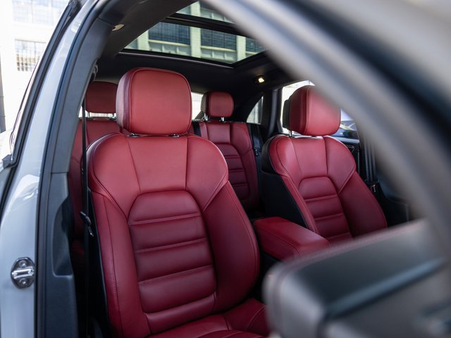 New 2026 Porsche Macan image 35