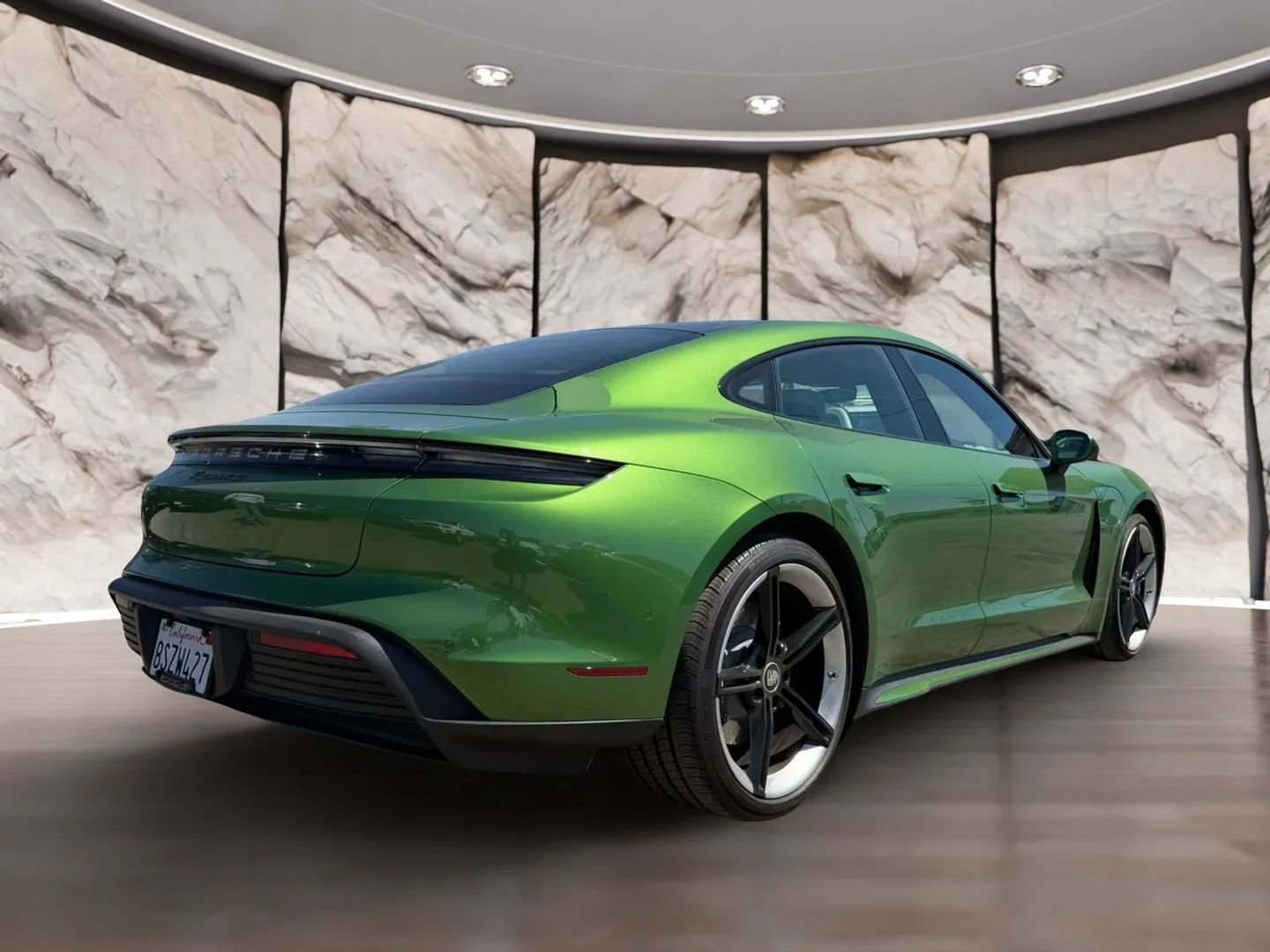 Used 2020 Porsche Taycan 4S image 6