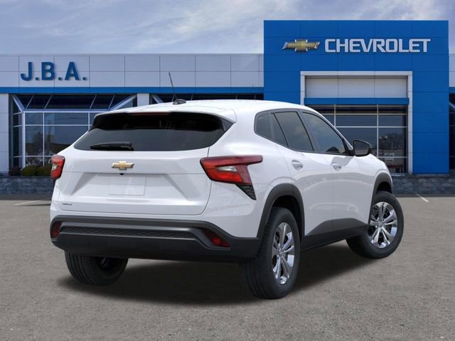 New 2026 Chevrolet Trax LS w/ Driver Confidence Package FWD image 4