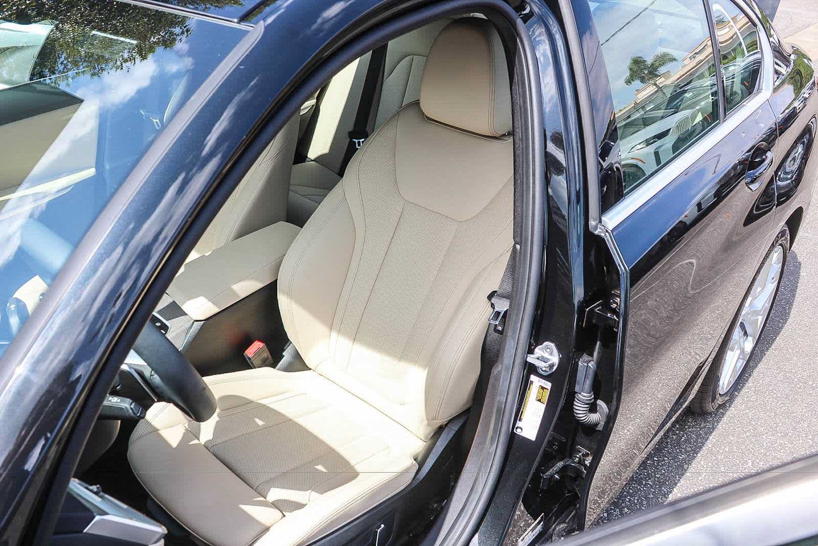 Used 2026 BMW 330i Sedan RWD image 38