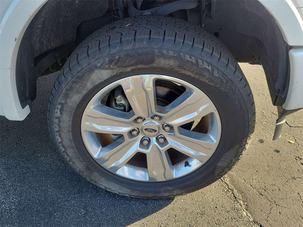Used 2019 Ford F150 Platinum w/ Equipment Group 701A Luxury image 6