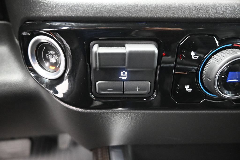 Used 2022 Chevrolet Silverado 1500 LT Trail Boss w/ Convenience Package II AWD/4WD image 19