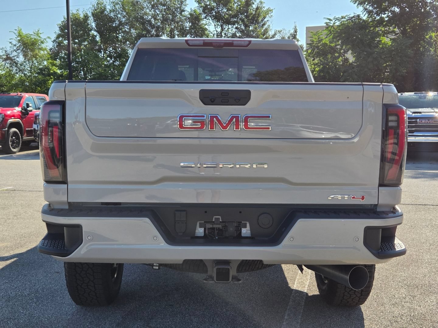 New 2026 GMC Sierra 2500 AT4 w/ AT4 Premium Plus Package AWD/4WD image 18
