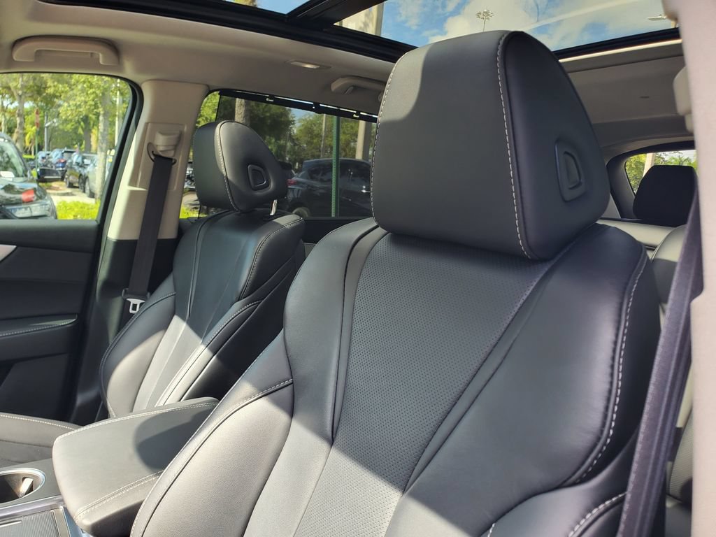 Certified 2024 Acura MDX w/ Technology Package FWD image 18
