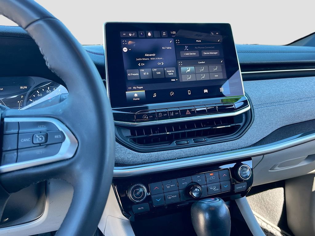 Certified 2023 Jeep Compass Latitude w/ Convenience Group image 14