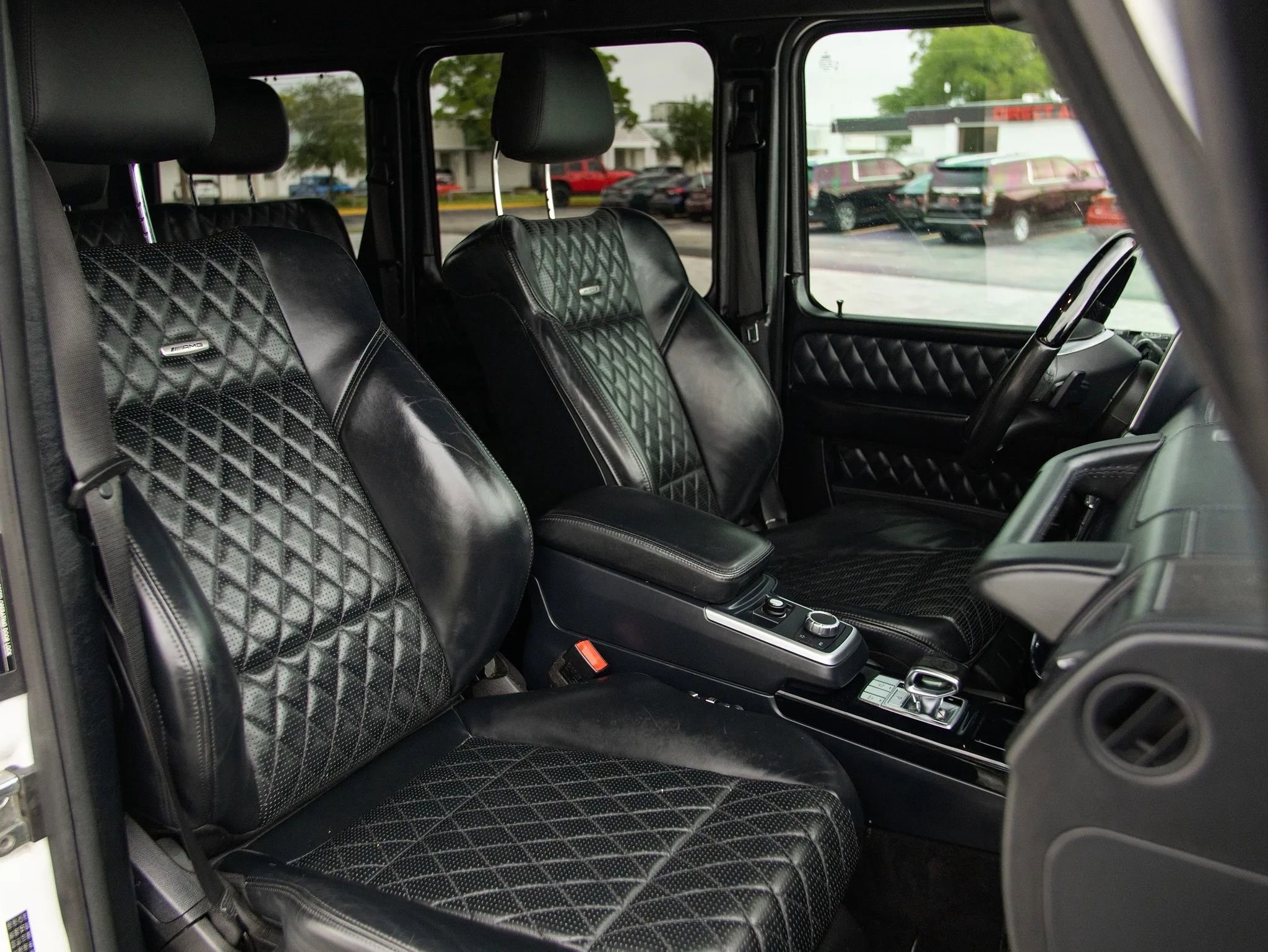 Used 2015 Mercedes-Benz G 63 AMG 4MATIC image 25