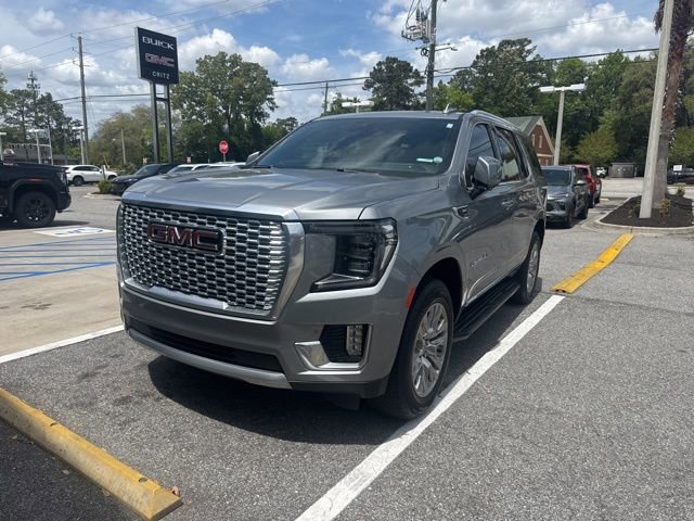 Used 2023 GMC Yukon Denali image 2
