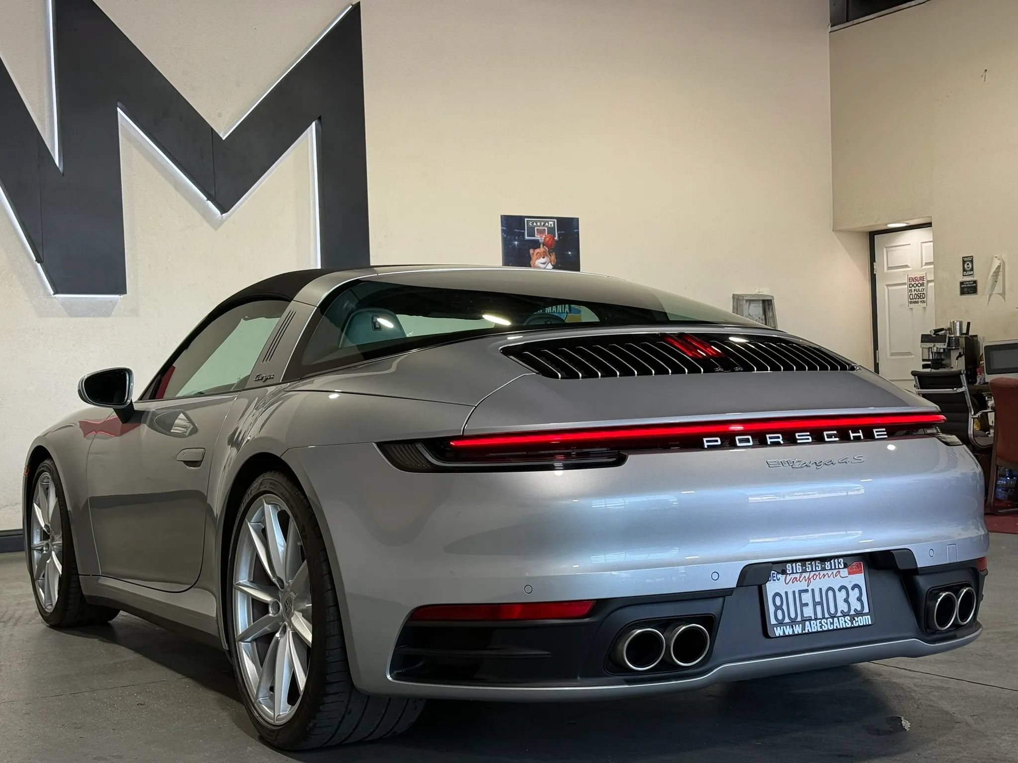 Used 2021 Porsche 911 AWD/4WD image 7